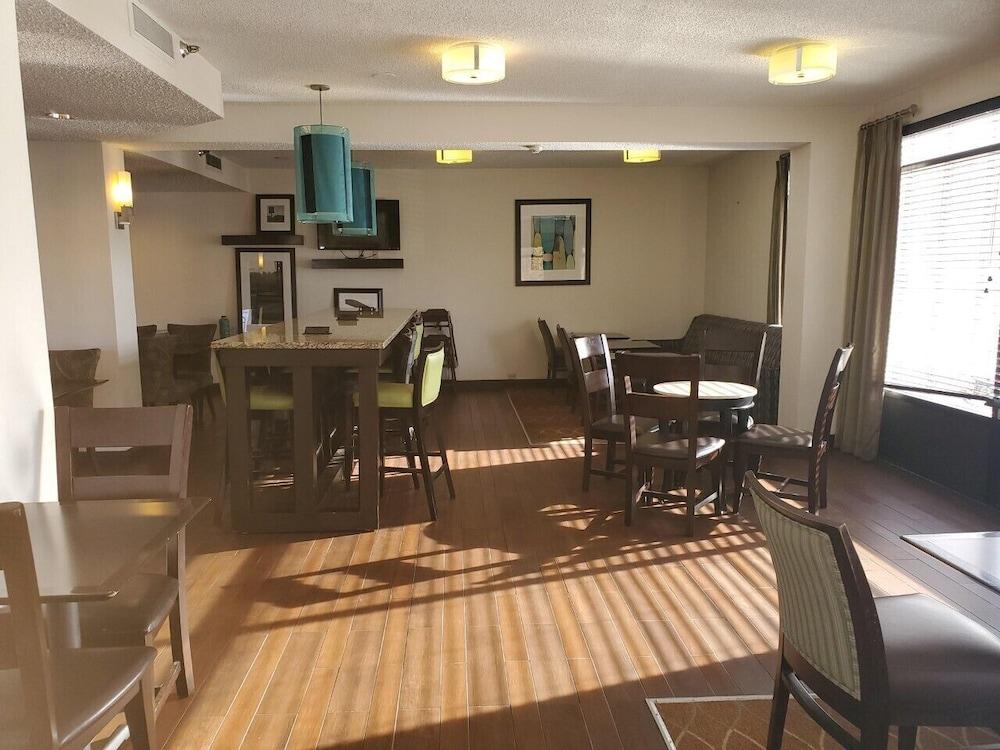 Spark By Hilton Colorado Springs I 25 Central Экстерьер фото
