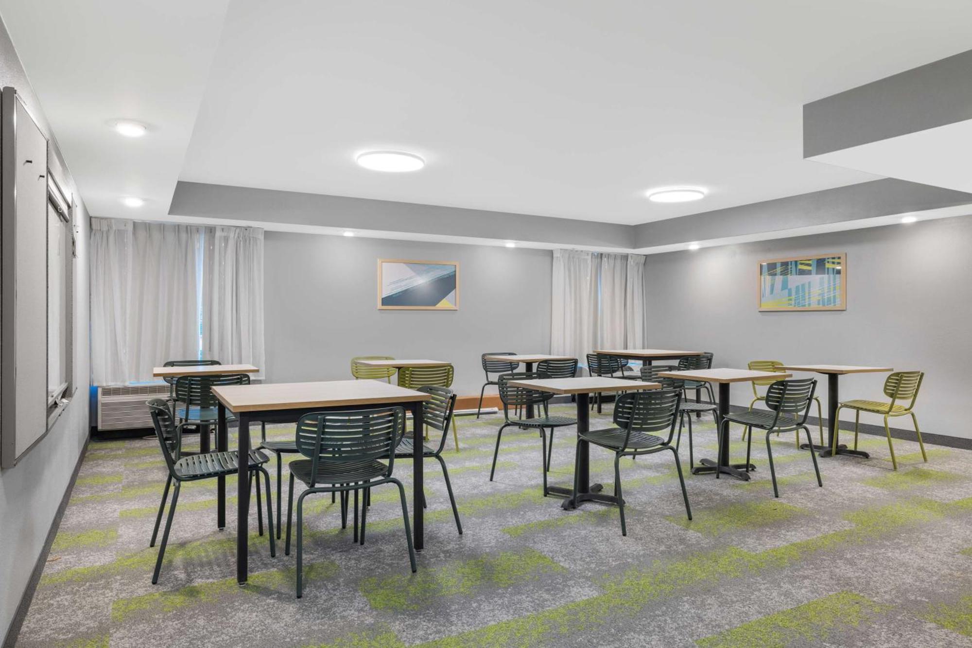 Spark By Hilton Colorado Springs I 25 Central Экстерьер фото