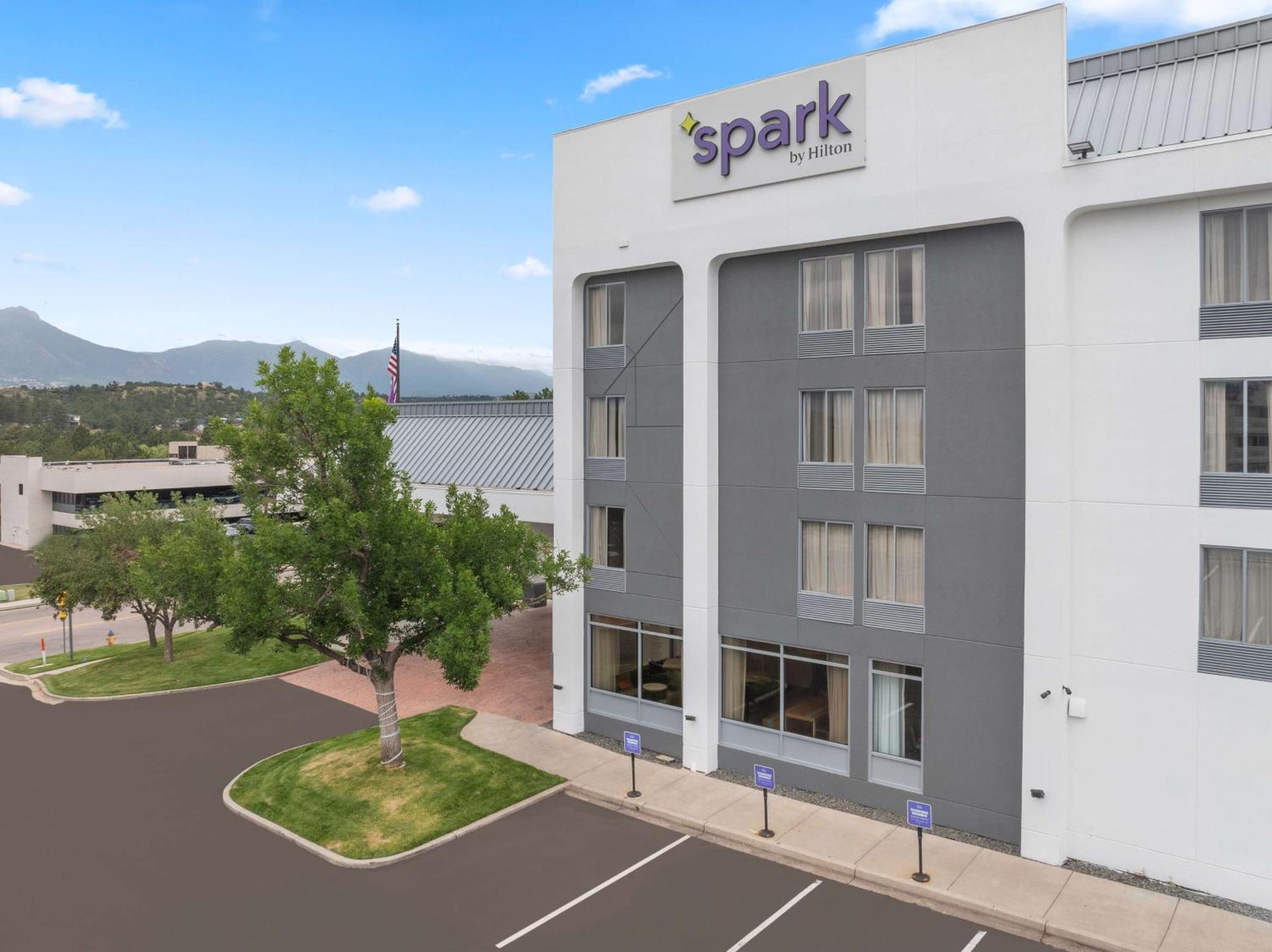 Spark By Hilton Colorado Springs I 25 Central Экстерьер фото